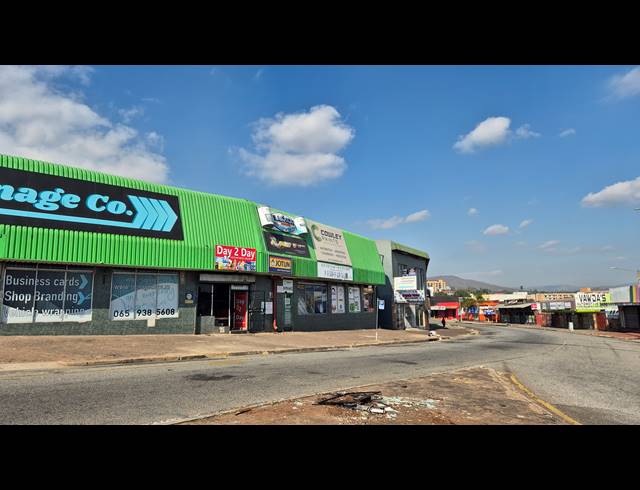 1,256M² RETAIL FOR SALE IN SONHEUWEL